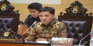 Ketua Komisi III Sebut Kapolri Tak Alergi dengan Keterbukaan