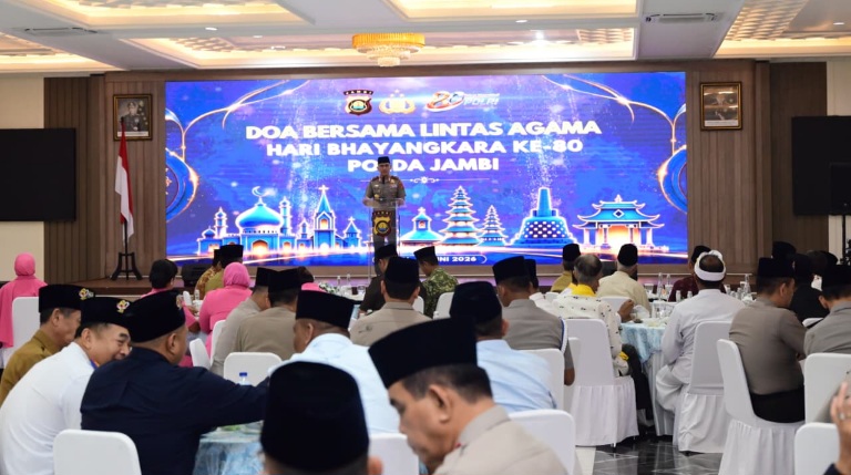 Doa Bersama Lintas Agama Warnai Peringatan HUT Bhayangkara ke-80, Polda Jambi Perkuat Komitmen Jaga Kerukunan dan Kamtibmas