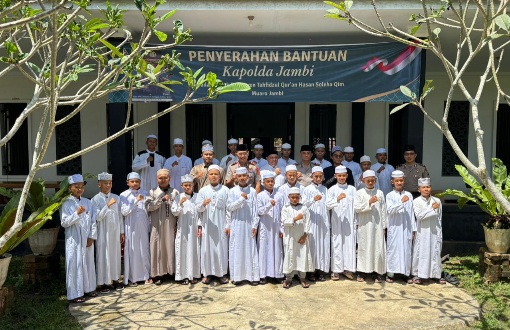 Kapolda Jambi Kunjungi Ponpes HSQ Muaro Jambi, Perkuat Sinergi Dukung Pendidikan Keagamaan