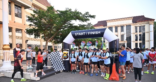 Polda Jambi Launching Presisi Merdeka Run Jambi 2026, “Satu Langkah, Sejuta Perubahan